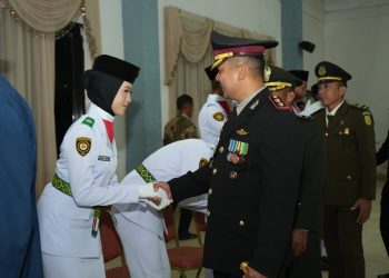 Kapolres Maros Hadiri Pengukuhan Pasukan Pengibar Bendera HUT RI ke-80