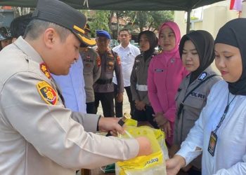 Pastikan Kualitas Beras Sesuai Standar, Kapolres Selayar Tinjau Langsung Gerakan Pangan Murah