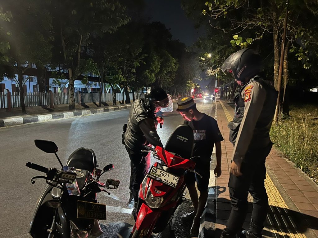 Cegah Kejahatan Jalanan, Perintis Presisi Samapta Gelar Patroli Mobile Hunting
