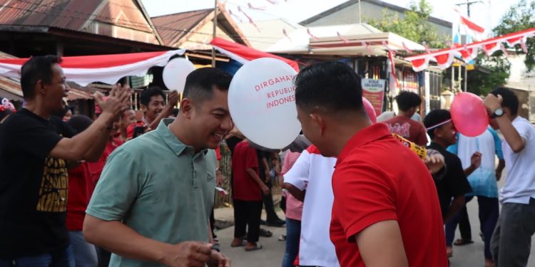 Kapolres Maros Ikut Semarakkan HUT Kemerdekaan Bersama Warga Jalan Pemuda