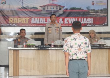 Kapolres Jeneponto Beri Materi Kepemimpinan kepada Peserta Paskibraka