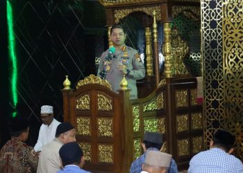 Gelar Safari Subuh, Kapolrestabes Makassar Ajak Masyarakat Jaga Keamanan Dengan Langkah Sederhana