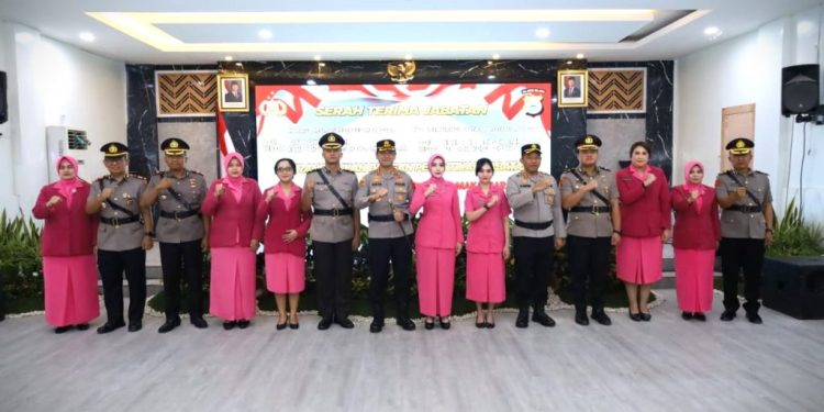 Kapolrestabes Makassar Pimpin Sertijab Kabag Ops, Kapolsek dan Pelantikan Kasat