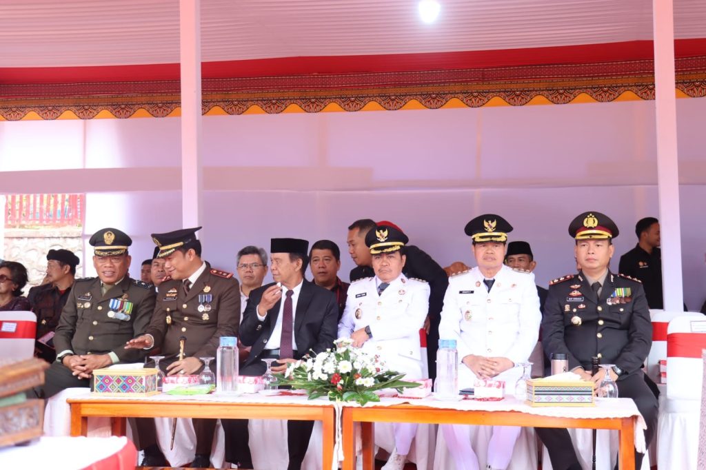 Hadiri Upacara HUT ke-80 RI, Kapolres Tana Toraja: Jaga Kamtibmas dan Semangat Persatuan