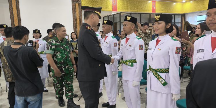 Kapolres Tana Toraja Hadiri Pengukuhan Paskibraka 2025