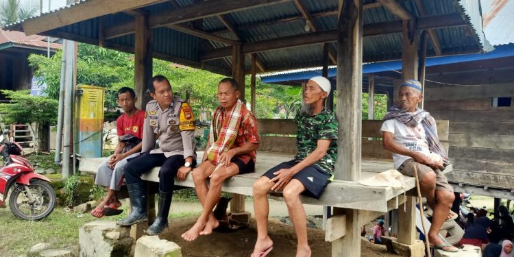 Bhabinkamtibmas Polres Tana Toraja Intens Sambangi Warga Binaannya