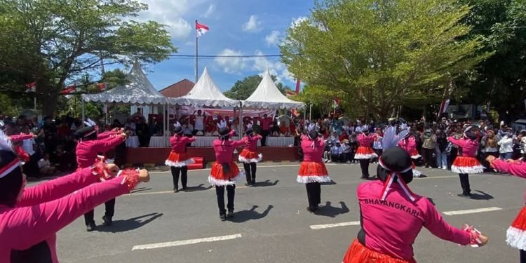 Bhayangkari Cabang Kepulauan Selayar Turut Meriahkan Gerak Jalan Ceria Semarak HUT RI ke-80