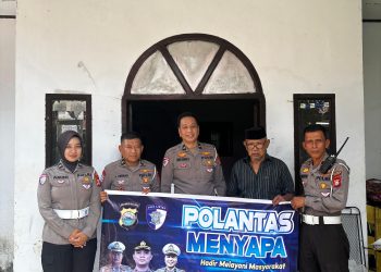 Satlantas Polres Maros Anjangsana ke Kediaman Purnawirawan Dalam Rangka HUT Lalu Lintas