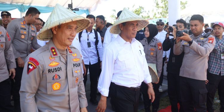 Kapolda Sulsel Hadiri Panen Raya Jagung Serentak Kuartal III di Gowa