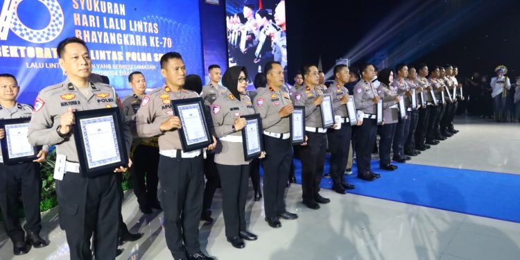 Sat Lantas Polres Maros Raih Terbaik Ketiga Penerimaan PNBP Tertinggi di Jajaran Polda Sulsel