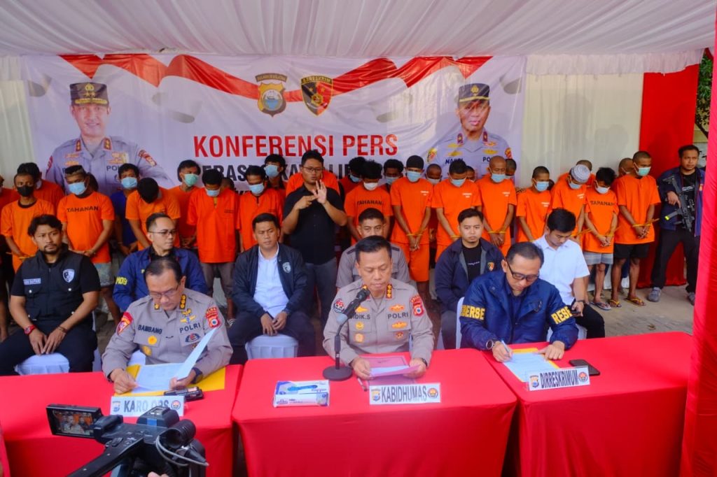 Polda Sulsel Rilis Hasil Operasi Sikat Lipu 2025, 411 Orang Diamankan