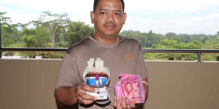 Satlantas Polres Toraja Utara Gelar Donor Darah Dalam Rangka HUT Lantas Bhayangkara ke-70