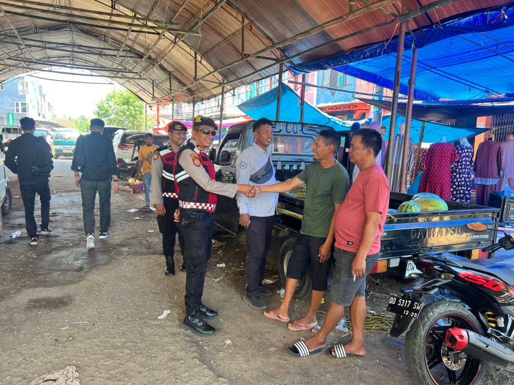 Patroli Perintis Presisi Polres Soppeng Jaga Stabilitas Kamtibmas di Pasar dan UMKM