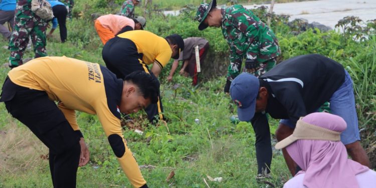 Dalam Rangka HUT TNI ke-80, Polres Luwu dan Kodim 1403 Palopo Gelar Karya Bakti