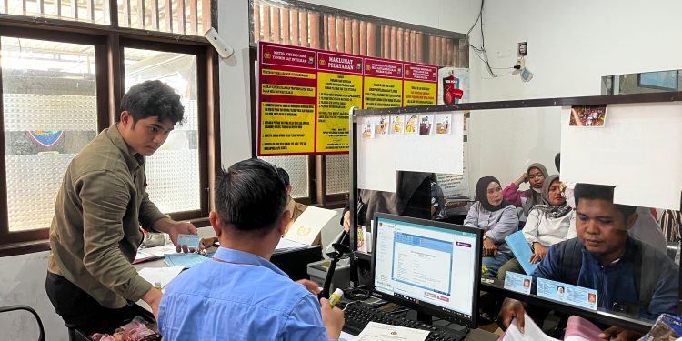 Sat Intelkam Polres Palopo Perpanjang Waktu Pelayanan SKCK Hingga Malam dan Hari Libur