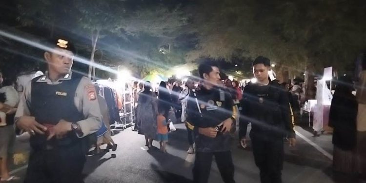 Personel Satlantas dan Samapta Polres Selayar Intensifkan Patroli Malam Sekaligus Atur Arus Lalin