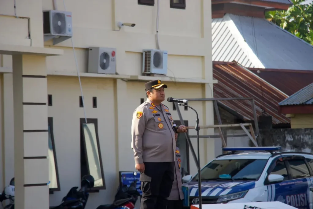 Pimpin Apel Jam Pimpinan, Ini Penyampaian Kapolres Kepulauan Selayar ke Personel