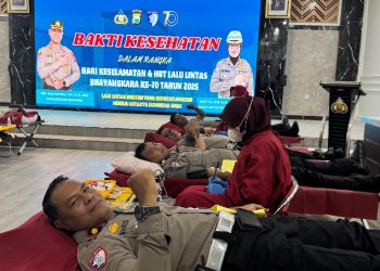 Dalam Rangka Hari Keselamatan dan HUT Lantas Bhayangkara ke-70, Satlantas Polrestabes Makassar Gelar Donor Darah
