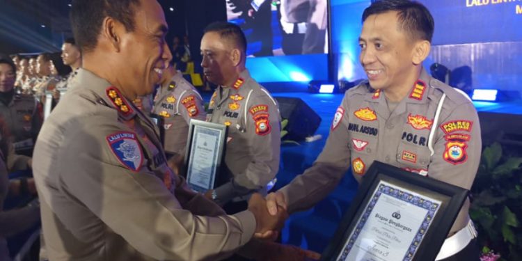 Sat Lantas Polres Parepare Raih Juara 3 Kategori Polantas Menyapa di Hari Lalu Lintas Bhayangkara ke-70