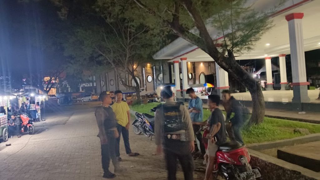 Jaga Rasa Aman Warga, Personel Samapta Polres Jeneponto Laksanakan Patroli KRYD