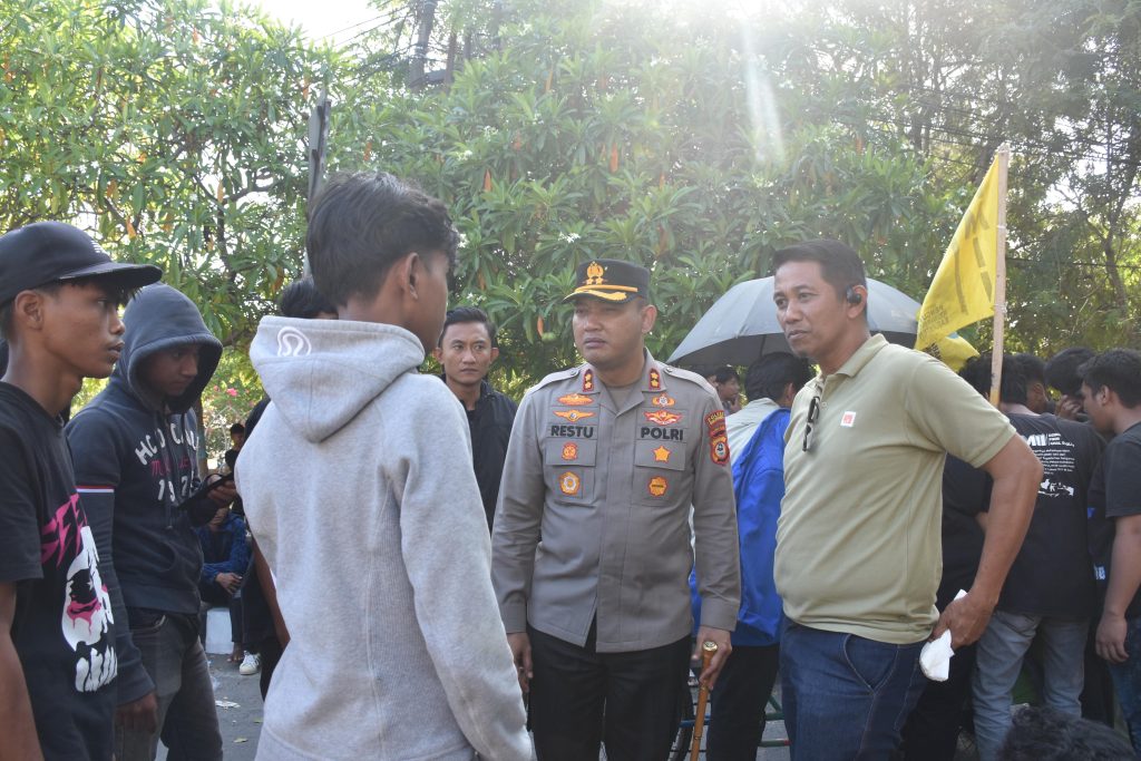 Unras Yang Berlangsung Hingga Malam Berjalan Kondusif, Kapolres Bulukumba Apresiasi Semua Pihak
