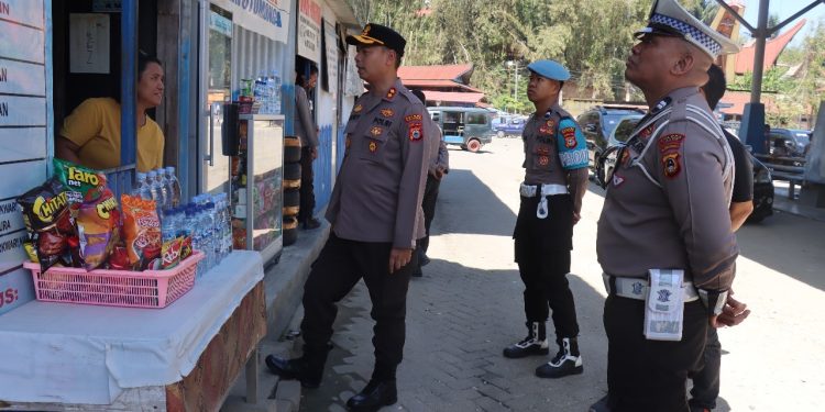 Kapolres Tana Toraja Pimpin Patroli Siang, Wujud Kehadiran Polri Jaga Rasa Aman Masyarakat