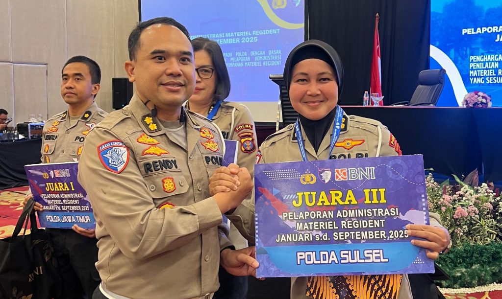 Kasubdit Regident Ditlantas Polda Sulsel Raih 3 Penghargaan Dari Koorlantas Polri 