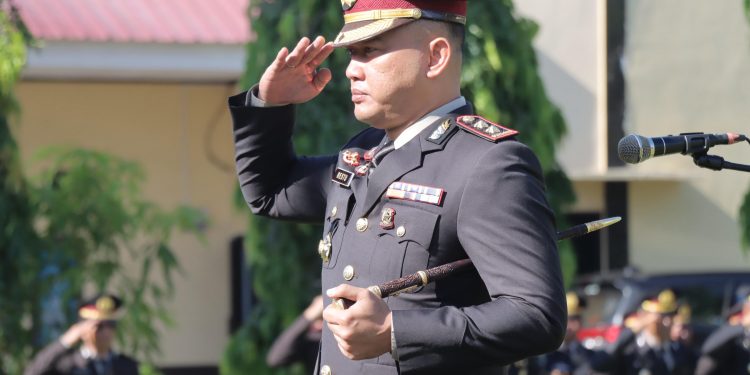 Peringati Hari Sumpah Pemuda ke-97, Kapolres Bulukumba Pimpin Upacara Bendera Penuh Khidmat