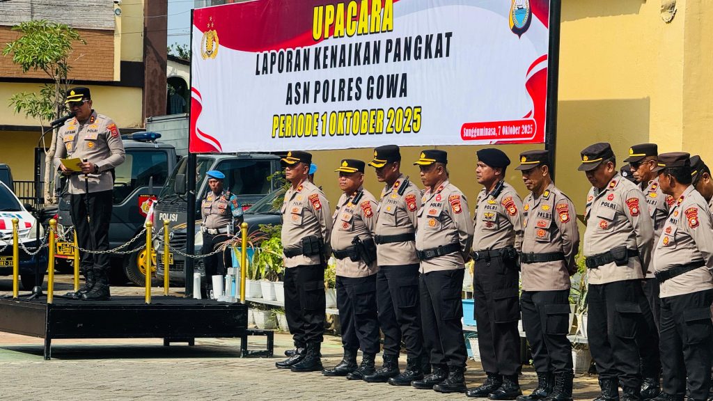 Pimpin Upacara Kenaikan Pangkat ASN, Kapolres Gowa: Jadikan Ini Motivasi untuk Berprestasi