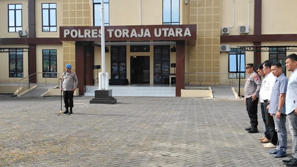 Kasi Propam Polres Toraja Utara Sosialisasi Larangan Hidup Hedon Bagi Personel dan Keluarganya