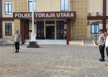 Kasi Propam Polres Toraja Utara Sosialisasi Larangan Hidup Hedon Bagi Personel dan Keluarganya