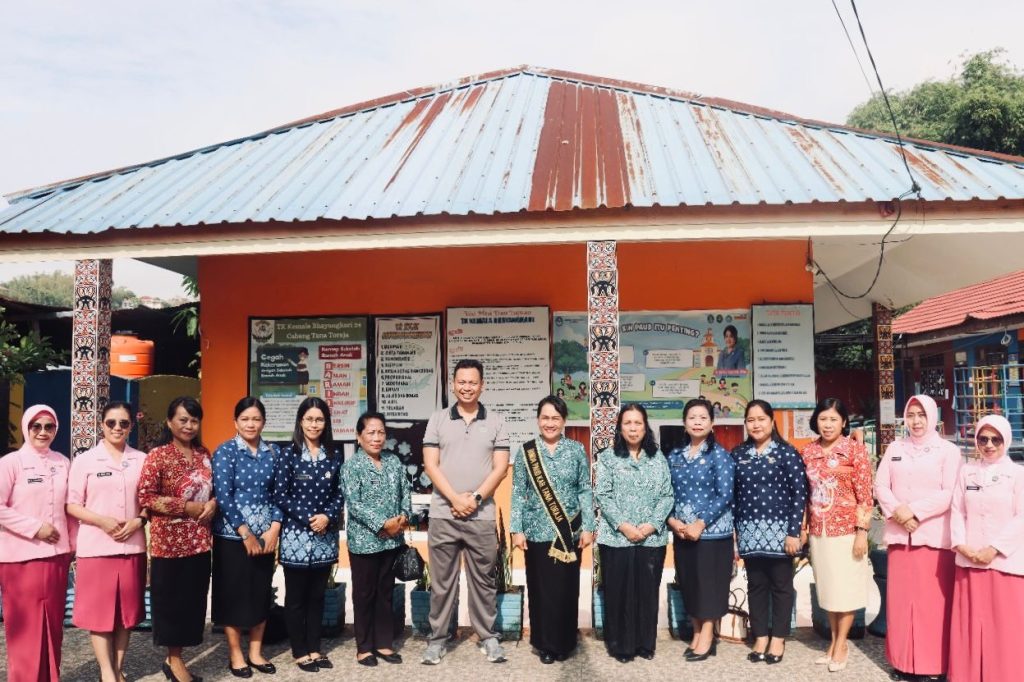 Bunda Paud Kunjungi Yayasan TK Kemala Bhayangkari 24 Cabang Tana Toraja