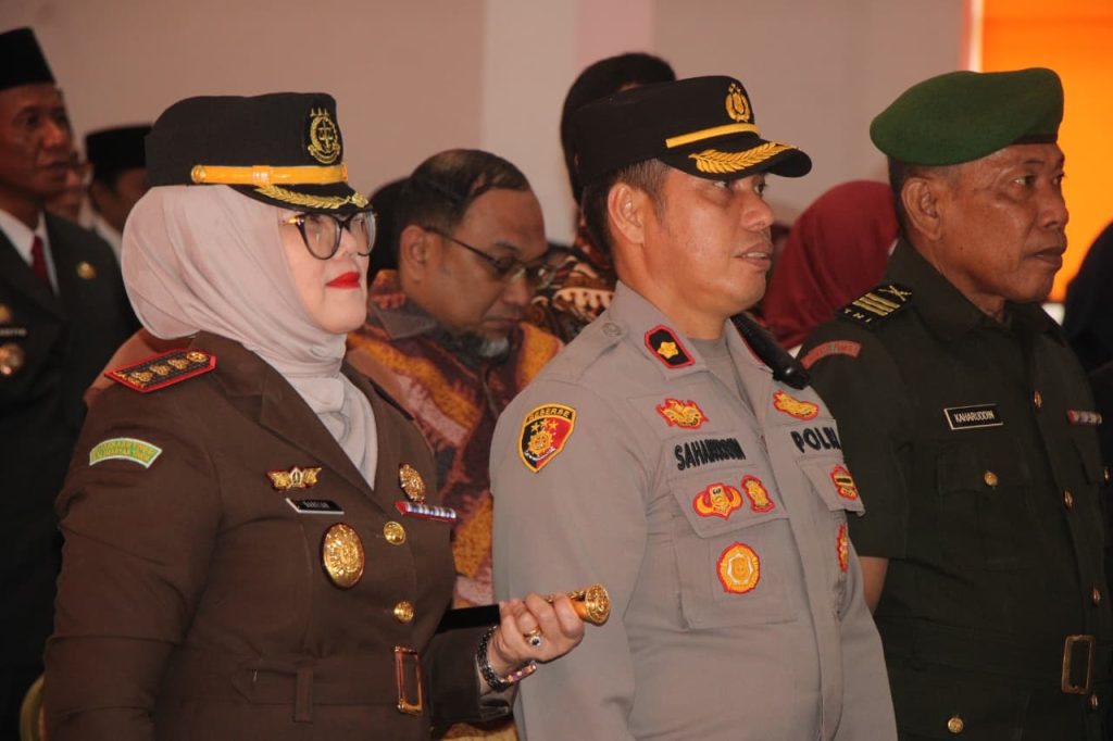 Waka Polres Parepare Hadiri Pelantikan dan Pengambilan Sumpah Jabatan Sekretaris Daerah