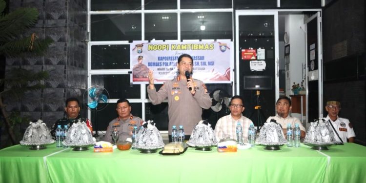 Gelar Ngopi Kamtibmas di Rappocini, Kapolrestabes Makassar: Jadilah Polisi Bagi Diri Sendiri