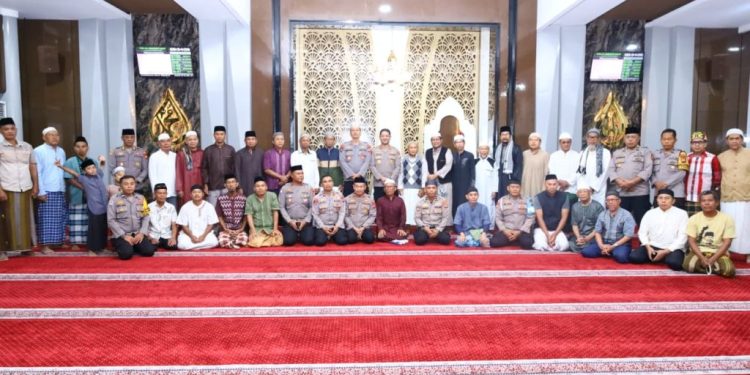 Gelar Safari di Mamajang, Kapolrestabes Makassar Ajak Masyarakat Bijak Sosial Media