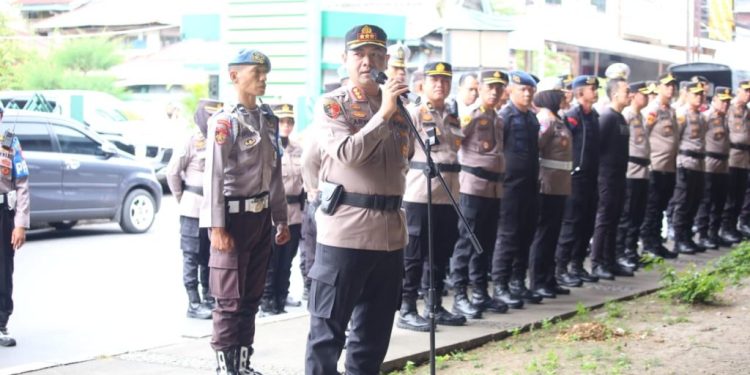 Kapolrestabes Makassar Pimpin Apel Kesiapan Pengamanan Unjuk Rasa