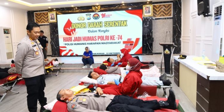 Humas Polrestabes Makassar Gelar Donor Darah Dalam Rangka HUT Humas Polri ke-74