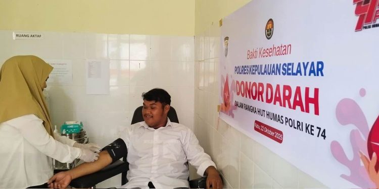 Dalam Rangka HUT ke-74 Humas Polri, Polres Selayar Gelar Bakti Kesehatan Donor Darah