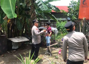 Personel Satbinmas Polres Wajo Gelar Sambang Sekaligus Beri Himbauan ke Masyarakat