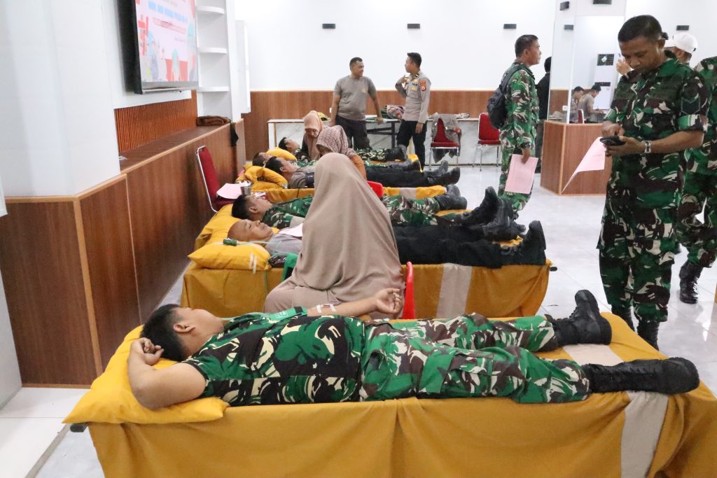 Dalam Rangka HUT Humas Polri ke-74, Polres Sidrap Gelar Donor Darah