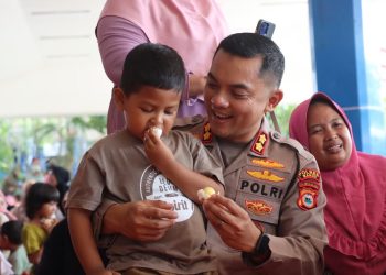Kapolres Maros Dukung Gerakan Gemar Makan Telur Upaya Tekan Stunting
