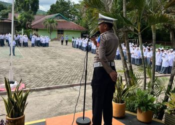 Sat Lantas Polres Parepare Gelar Police Goes To School, Bekali Siswa MAN 2 dengan Edukasi Tertib Berlalu Lintas