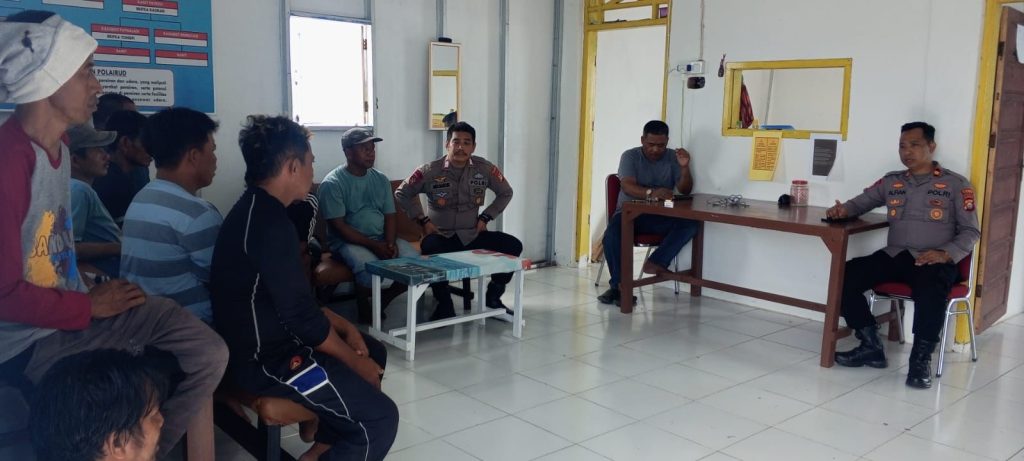 Sat Polairud Polres Luwu Edukasi Nelayan Terkait Laut Aman, Nelayan Selamat dan Ekosistem Terjaga