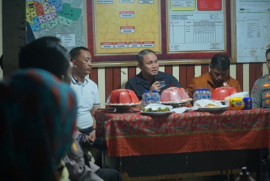 Kapolres Parepare Kunjungan ke Poskamling Aluppangnge Sekaligus Berdiskusi Dengan Masyarakat