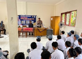 Hari Kedelapan Operasi Zebra, Satlantas Maros Edukasi Pelajar SMK Tridarma