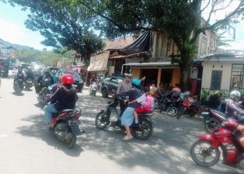 Sat Lantas Polres Tana Toraja Hadir di Tengah Warga, Wujudkan Pelayanan Prima di Siang Hari