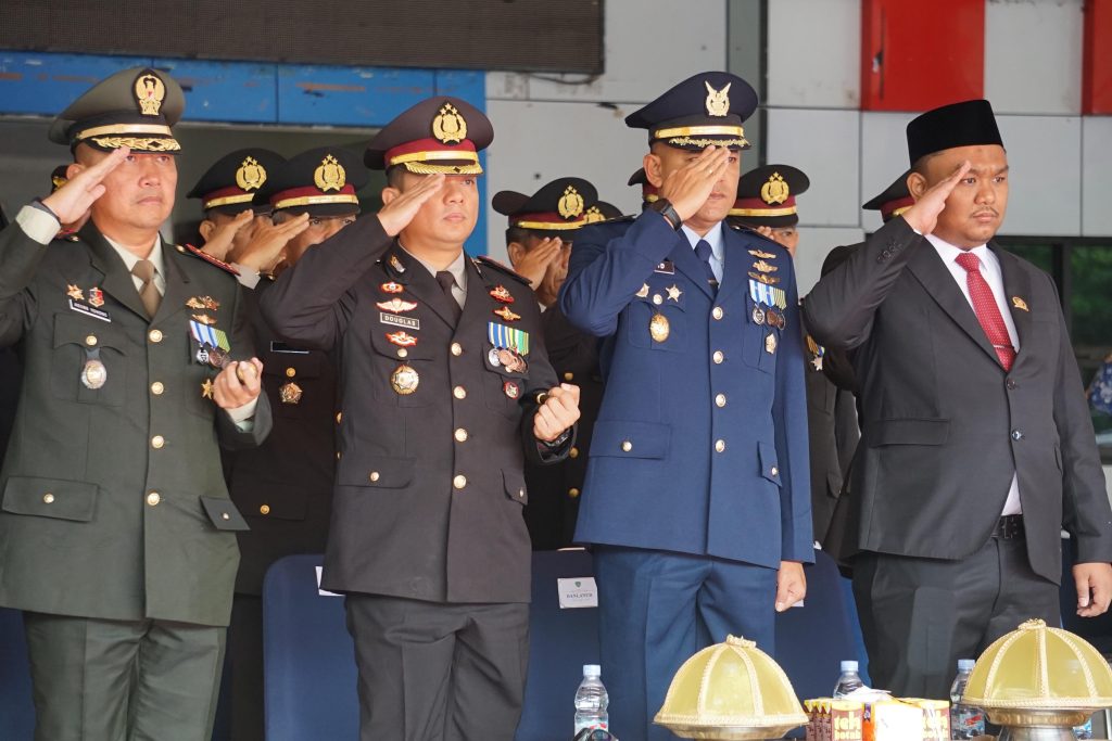 Ikuti Upacara Hari Pahlawan, Kapolres Maros: Wujud Semangat Nasionalisme dan Pengabdian