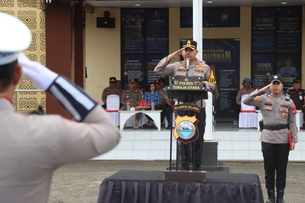 Kapolres Toraja Utara Pimpin Apel Gelar Pasukan Operasi Zebra Pallawa Tahun 2025