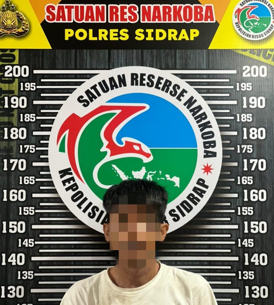 Sat Resnarkoba Polres Sidrap Bongkar Peredaran Ekstasi, Tiga Terduga Pelaku Dibekuk di Cafe
