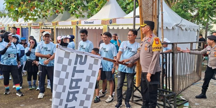 Kapolsek Tempe Polres Wajo Pengamanan dan Monitoring Hipmi Fun Run 2025